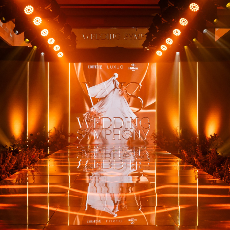 Nội Thất Khu Gala Fashion Show Cưới Wedding Symphony 2025 — Hilton Saigon, TP.HCM