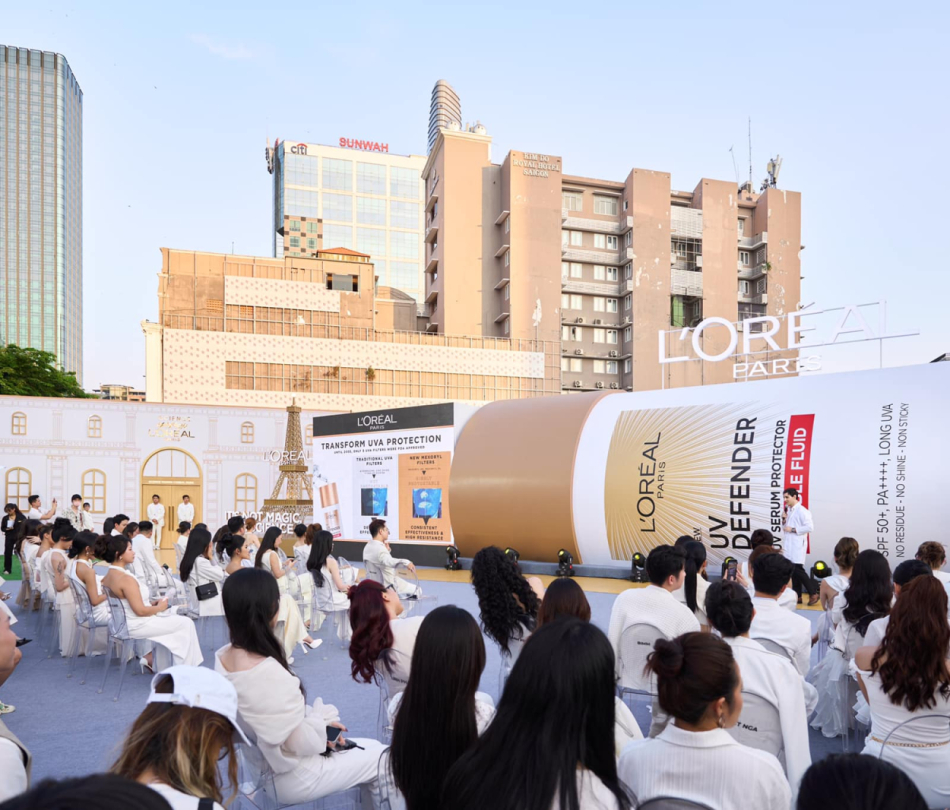 Nội Thất Khu Sự Kiện Chống Nắng UV Summit L'Oréal Paris — Ra Mắt UV Defender, TP.HCM