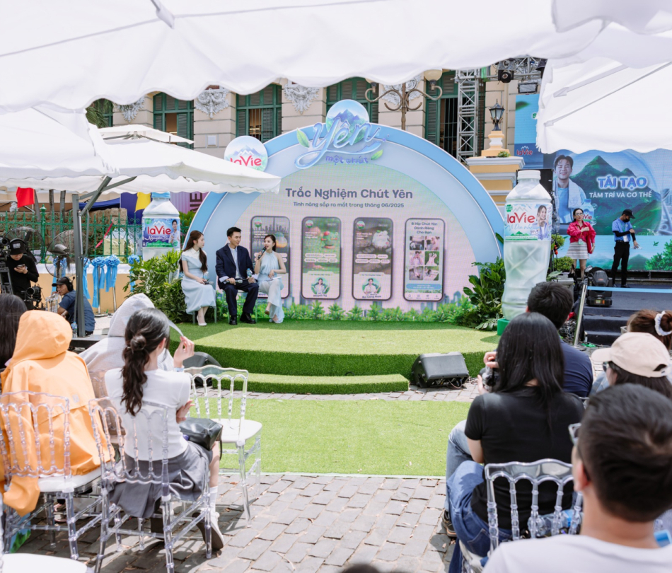 Nội Thất Khu Activation La Vie Yên Một Chút — Bưu Điện Trung Tâm TP.HCM