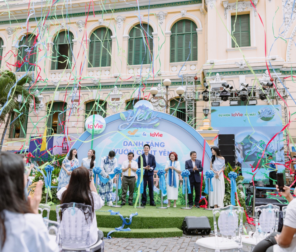 Nội Thất Khu Activation La Vie Yên Một Chút — Bưu Điện Trung Tâm TP.HCM