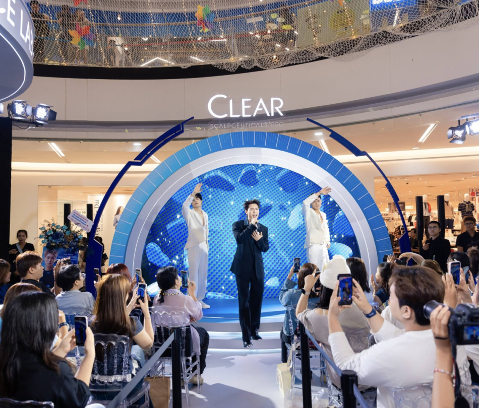 Nội thất khu activation CLEAR Scalp Lab — Step Into The Scalp World, Vạn Hạnh Mall, TP.HCM