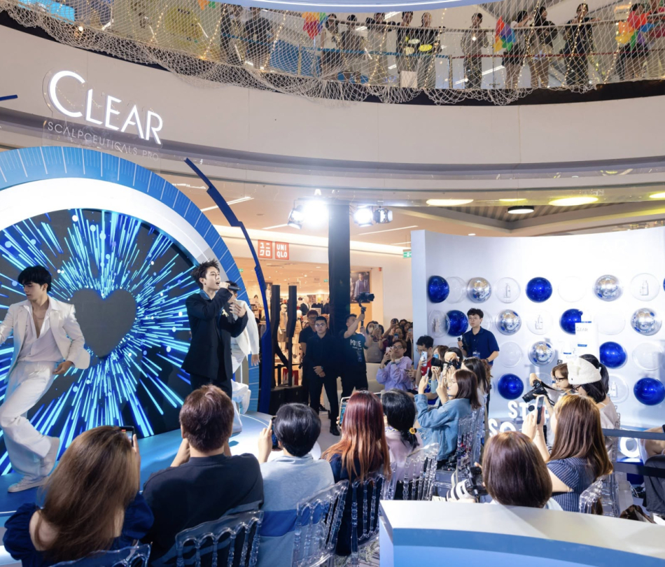 Nội thất khu activation CLEAR Scalp Lab — Step Into The Scalp World, Vạn Hạnh Mall, TP.HCM