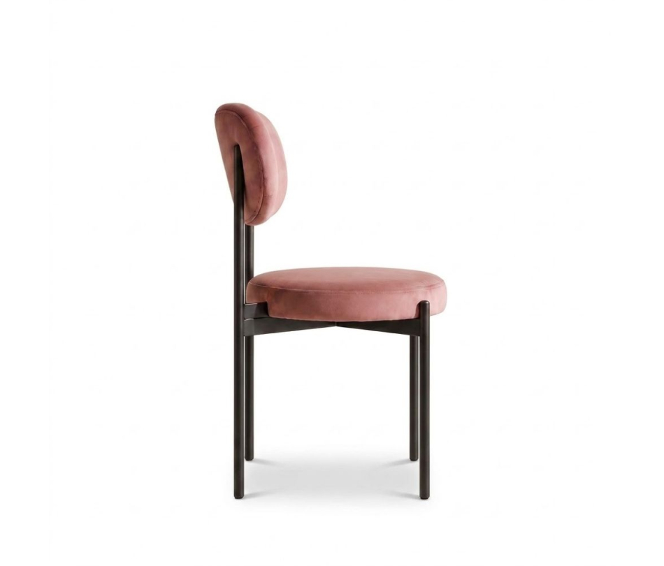 Ghế Velvet Khung Đen - Nhung Hồng Dusty