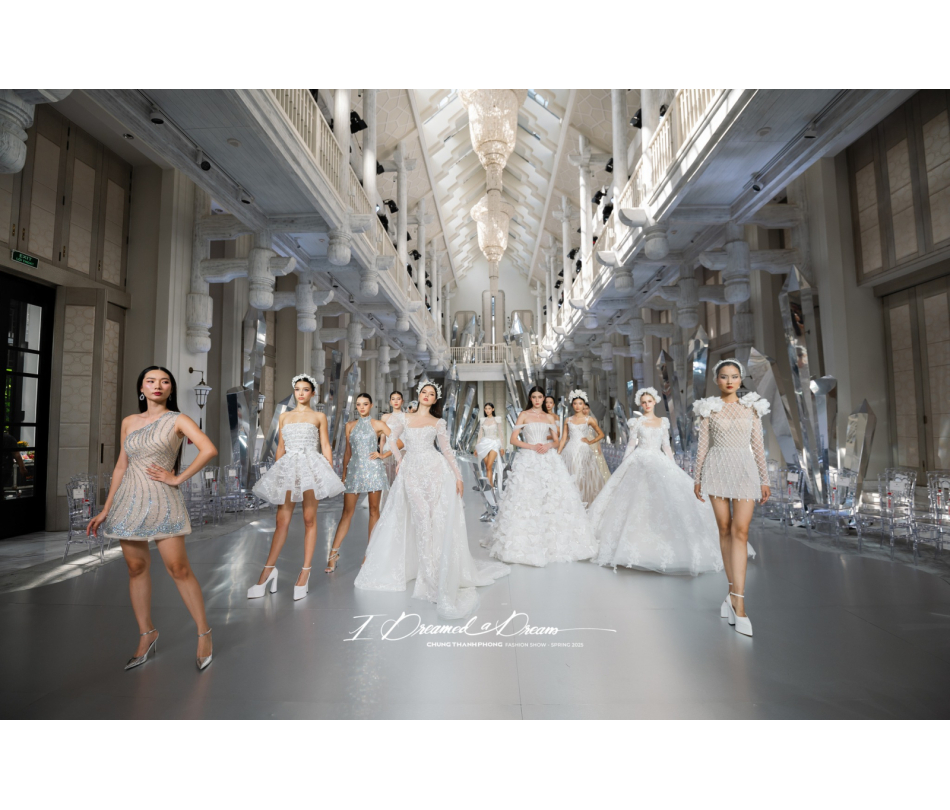 Chung Thanh Phong I Dreamed a Dream — Fashion show — InterContinental Danang Sun Peninsula Resort, Đà Nẵng