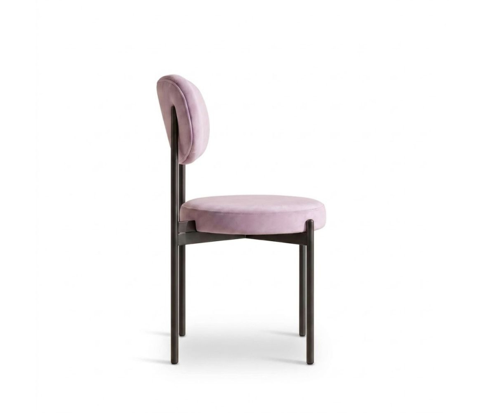 Ghế Velvet Khung Đen - Nhung Tím Lilac